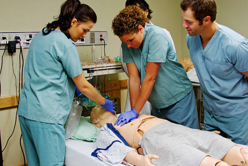 Curso Auxiliar Técnico de Enfermagem Picanço - Cursos para Auxiliar de Enfermagem Guarulhos
