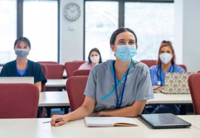 Curso de Enfermagem do Trabalho Jaçanã - Curso de Especialização Técnico de Enfermagem do Trabalho