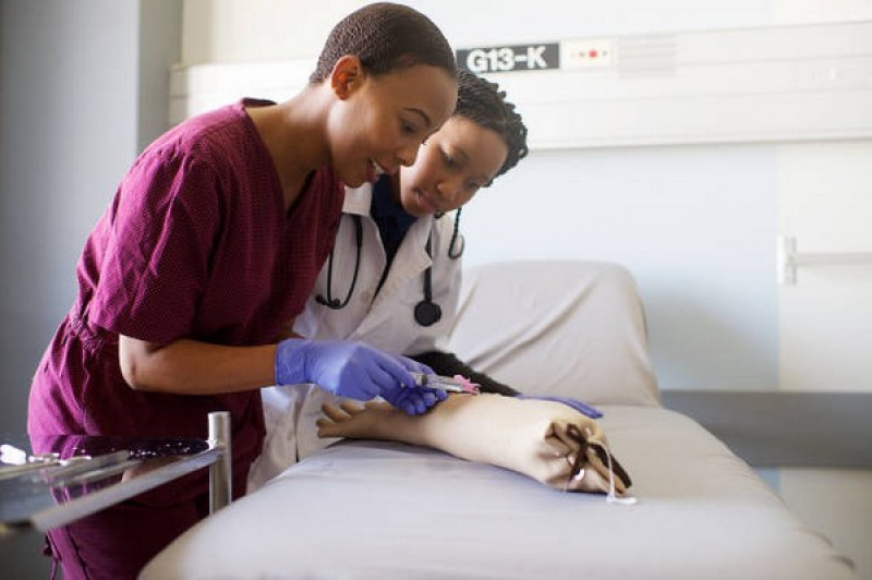 Curso de Especialização em Enfermagem do Trabalho Preço Cidade Seródio - Curso Auxiliar e Tecnico de Enfermagem